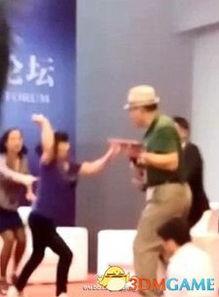 网友爆料泼粪犯法吗视频,泼粪行为是否触犯法律？视频揭示真相